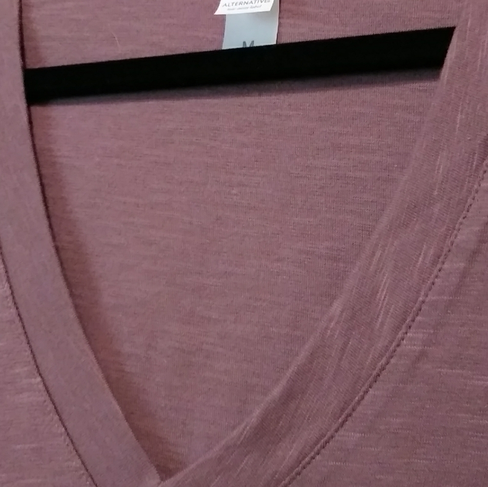 Alternative Tee Rose Color Cotton Tee Shirt Sz M NWOT - Picture 5 of 5